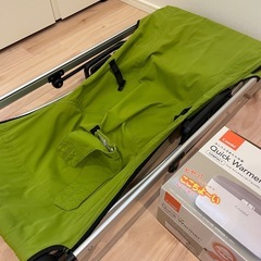 バウンサーとお尻拭き温め機の画像