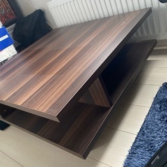 リビング　テーブルの画像