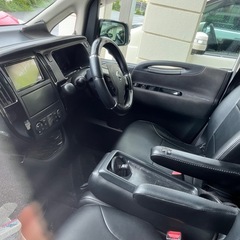 ニッサンセレナの画像