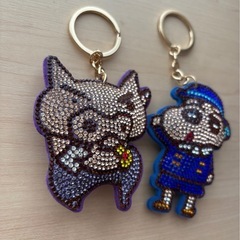 【新品未使用】クレヨンしんちゃん きらきらキーホルダー 2個セットの画像