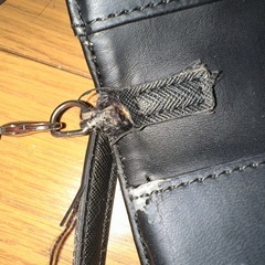 GUESS お財布ショルダーの画像