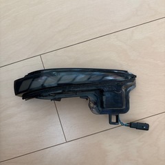 ドアミラーLEDシーケンシャルウインカーの画像