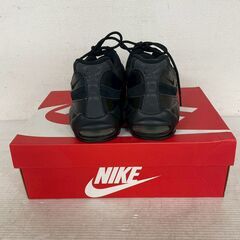 NIKE AIR MAX 95 ESSENTIAL 27.0cm ブラック×ブラック エアマックス95 状態良好 美品 ナイキ 中古 古着 スニーカー コレクション Y2404の画像
