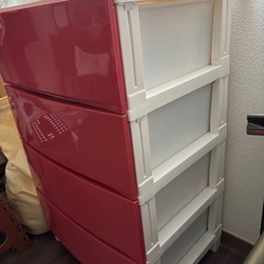 4段ボックスの画像