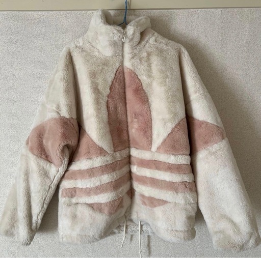 Adidas フリースジャケット ベージュ