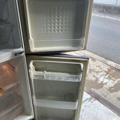 冷蔵庫無料で譲ります 三菱MR-16B-A 2002年製の画像