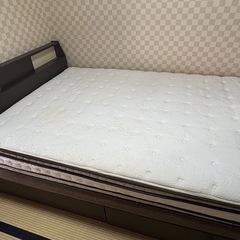 【中古品】ニトリ　アザン　ダブルベッドフレームの画像