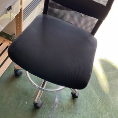 オフィス椅子　高さ調整可能　中古の画像