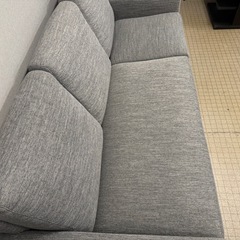 三人掛けソファーの画像