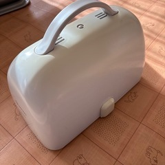 TOSHIBA コードレスアイロンの画像