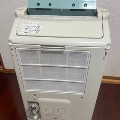 【取引中】除湿機 衣類乾燥 CORONAの画像