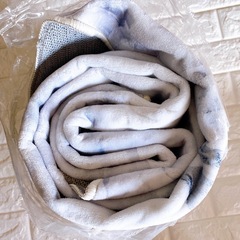 カーペット 円形 150cm 1.5畳 ラグ 花柄 瑩花群薔 ブルーの画像