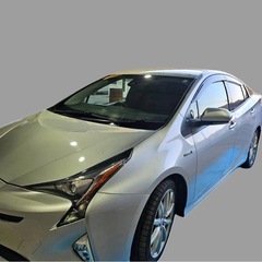 トヨタ プリウス ZVW55 ハイブリッド シルバー 4WD ナビTV付 の画像