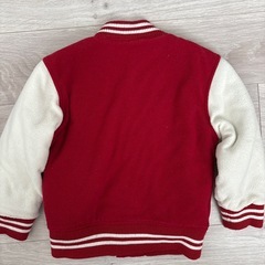 120 フードなしパーカーの画像