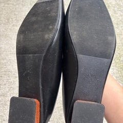 ウッドソール　パンプスの画像