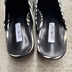 ゼブラ柄　パンプスの画像