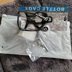 新品、未使用自転車ボトルケージ /ドリンクホルダー 🚲🚲🚲の画像