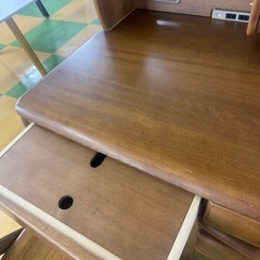 M364 学習机の画像