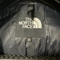 美品THE NORTH FACE 迷彩ヌプシダウンジャケット S ユニセックスの画像