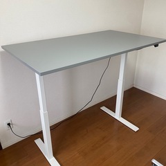 IKEA 昇降式テーブル　グレー/ホワイトの画像