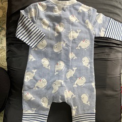 長袖ロンパース(７０サイズ)の画像