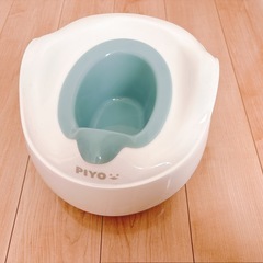 PIYO（ピヨ）3in1 おまる 子供用トイレトレーニング 補助便座 踏み台の画像