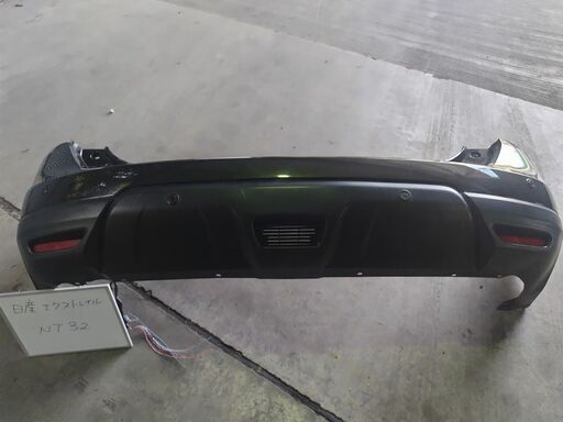 日産 NISSAN エクストレイル リアバンパー NT32