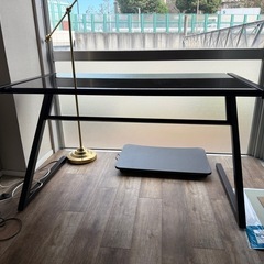 フランフランのガラスのブラックデスクの画像