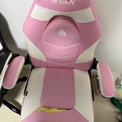 ゲーミングチェアの画像