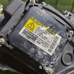 トヨタ TOYOTA エスティマ ヘッドライト ヘッドランプ 左 ACR55の画像