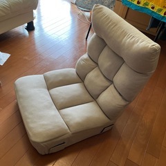 ニトリポケットコイル座椅子の画像