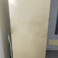 △ KUROCANE くろがね工作所 オフィス用4段スチール製ファイリングキャビネット オフィス用キャビネット JIS S 1033 キズ、サビあり 現状渡しの画像