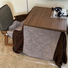 ＜使用少＞ユアサ 1人用こたつ・こたつ、椅子、掛けカバー3点セットの画像