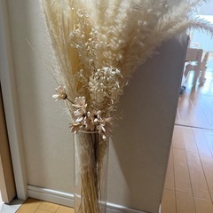 ドライフラワーと花瓶セットの画像