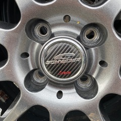 タイヤ，ホイルの画像