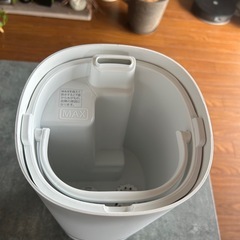 20台全て決まりました🙇‍♀️【閉館ホテル特売 最大88%OFF！】アイリスオーヤマ 上給水式超音波加湿器 KUTK-230 美品✨清潔管理済み の画像