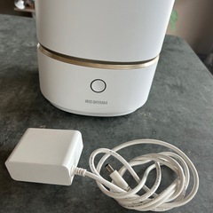 20台全て決まりました🙇‍♀️【閉館ホテル特売 最大88%OFF！】アイリスオーヤマ 上給水式超音波加湿器 KUTK-230 美品✨清潔管理済み の画像