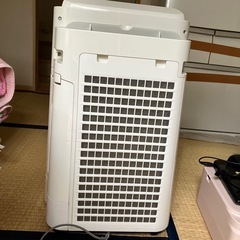 空気清浄機の画像