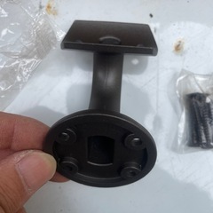 家庭用手摺取付け金具 新品未使用の画像