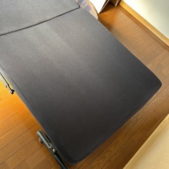 シングルベッド（折りたたみキャスター付）の画像