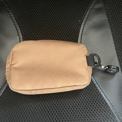 CHUMS コインケース　ベージュ（茶色）
の画像