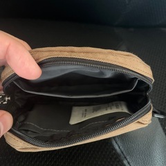 CHUMS コインケース　ベージュ（茶色）
の画像