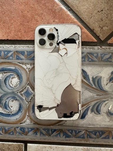 iPhone12Pro simフリー