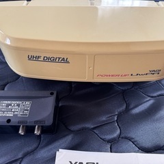 終了【地デジアンテナ】YAGI ブースター内蔵ツインパネル型UHFアンテナ（取説付）の画像