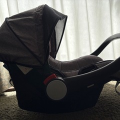 ベビーキャリーの画像