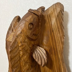 鯉 木彫りりの画像