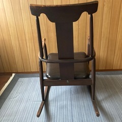昭和レトロロッキングチェアの画像