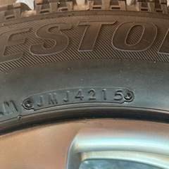 値下げスタッドレスタイヤの画像