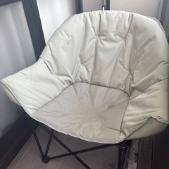 折りたたみ式アウトドアチェア　キャンプ用品の画像