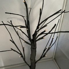 木のオブジェ　ライト付きの画像